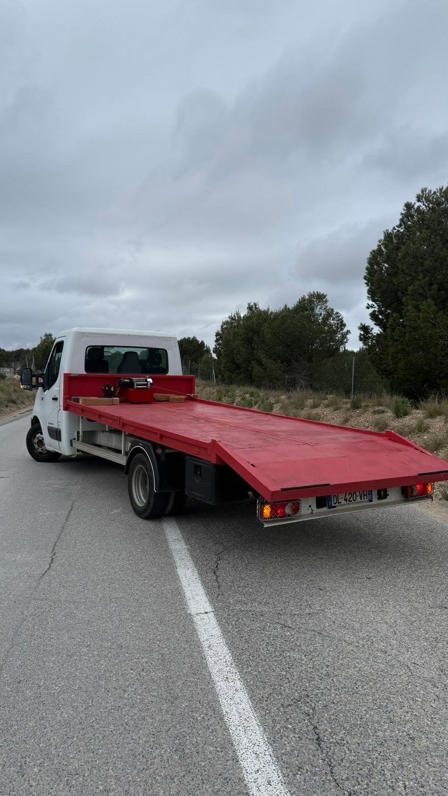 Dépanneuse plateau Marseille - Sharking Dépannage
